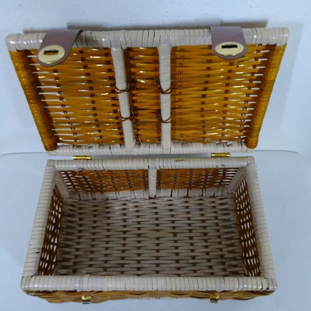 N/A plastic wicker